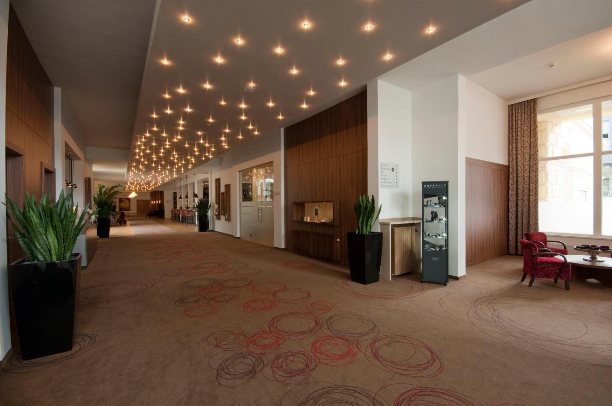 Cityhotel D&C St.Poelten Sankt Poelten Exteriör bild