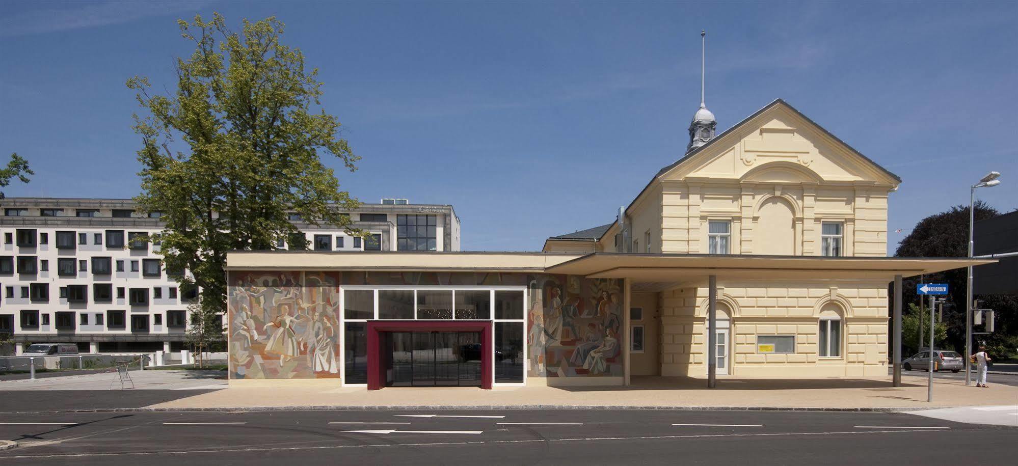 Cityhotel D&C St.Poelten Sankt Poelten Exteriör bild